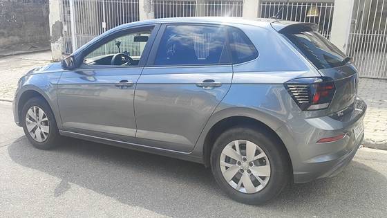 VOLKSWAGEN POLO 1.0 MPI MANUAL VOLKSWAGEN POLO 1.0 MPI MANUAL